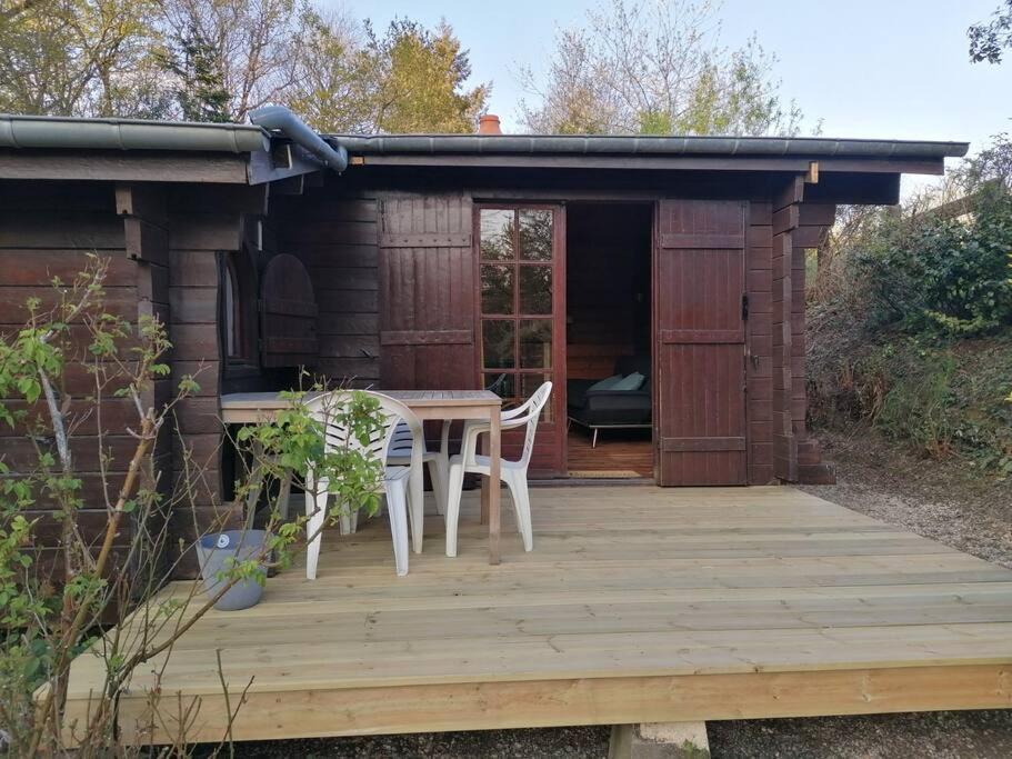 Chalet En Pleine Nature Au Bord D'Un Etang Lanvallay المظهر الخارجي الصورة